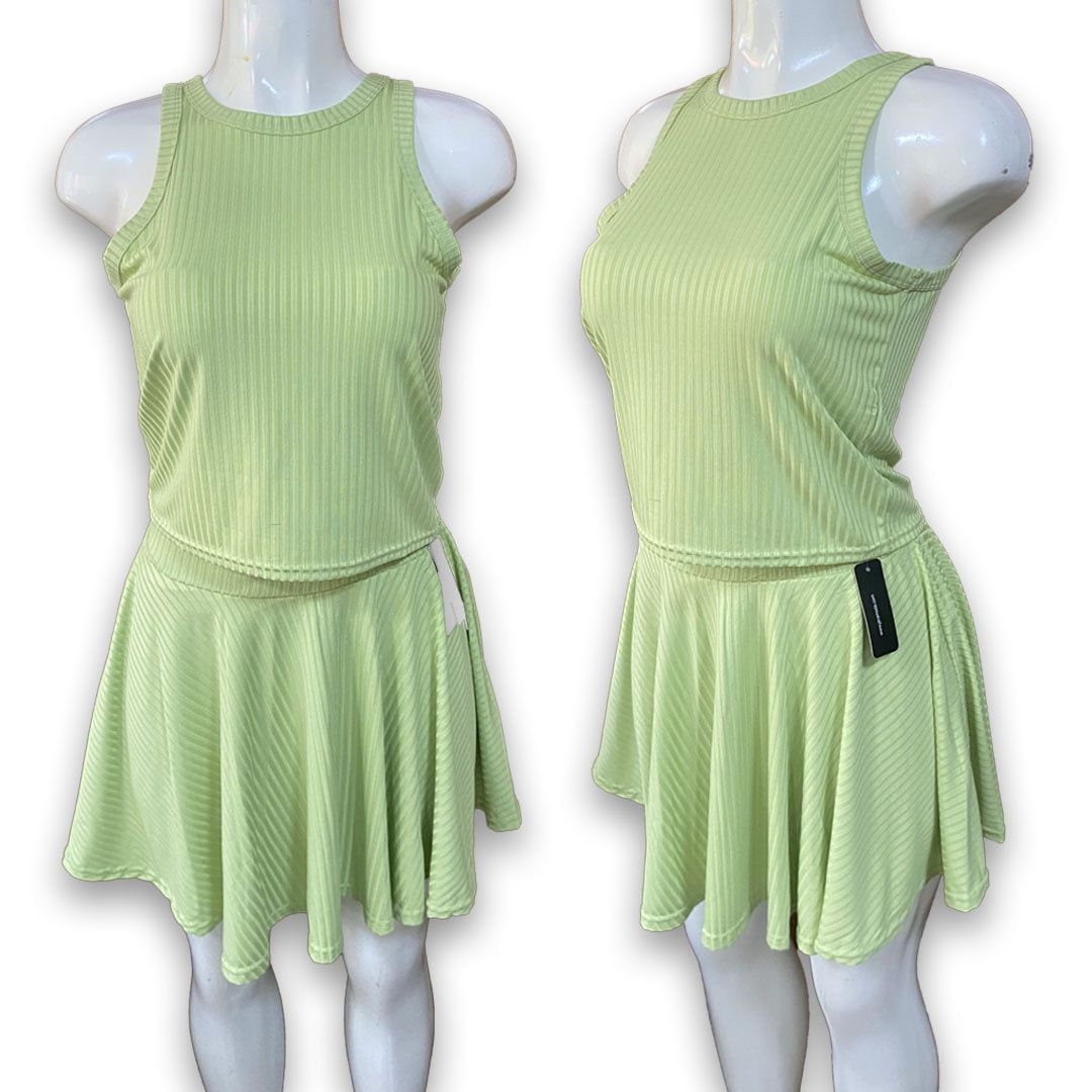 Paquete de 10 Conjuntos Falda short + blusa (SKSET35)